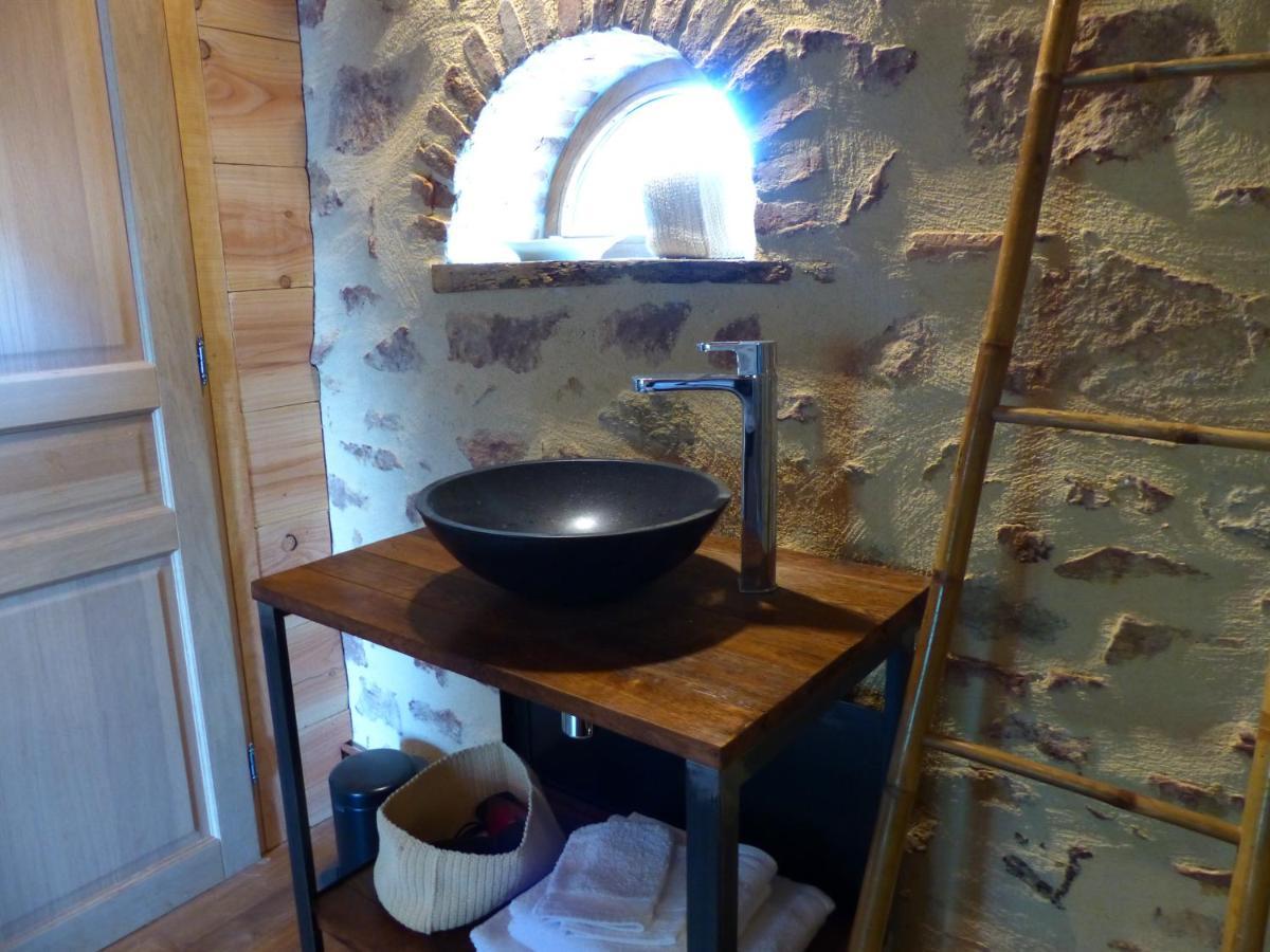 Le Donjon L'Abrejou B&B 외부 사진